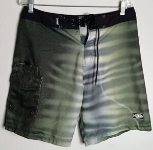 AFTCO Wahoo Board Shorts Mens 30 Green Camo Pliers Pocket Fishing Swim Trunks
